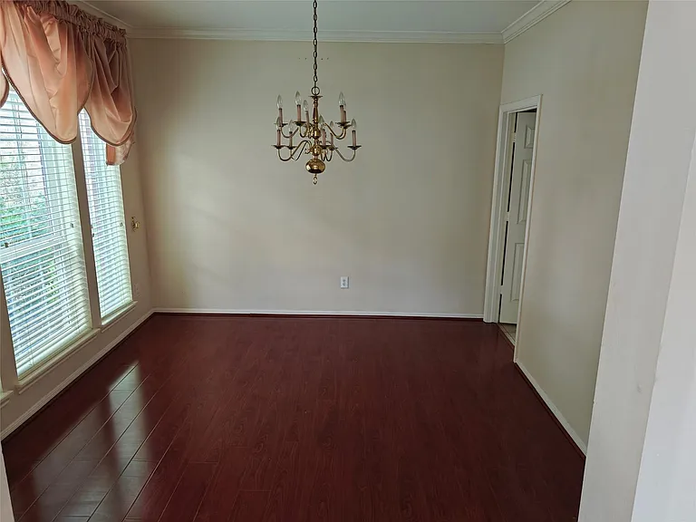 15319 Truslow Point Ln — Photo 8