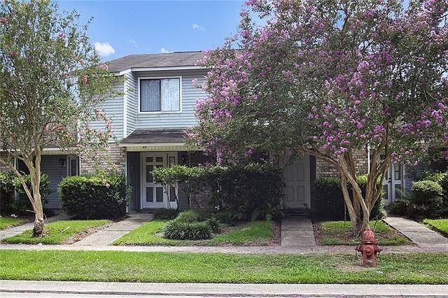 1st image of 382 Fairway Dr APT 27