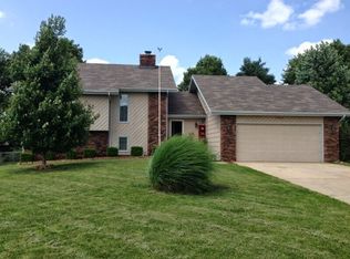 1305 E Rockwood St, Springfield, MO 65804