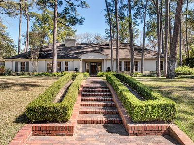 106 Willowend Dr, Houston, TX, 77024