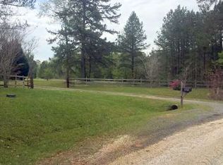 572 Smokey Cove Rd, Singer, LA 70660