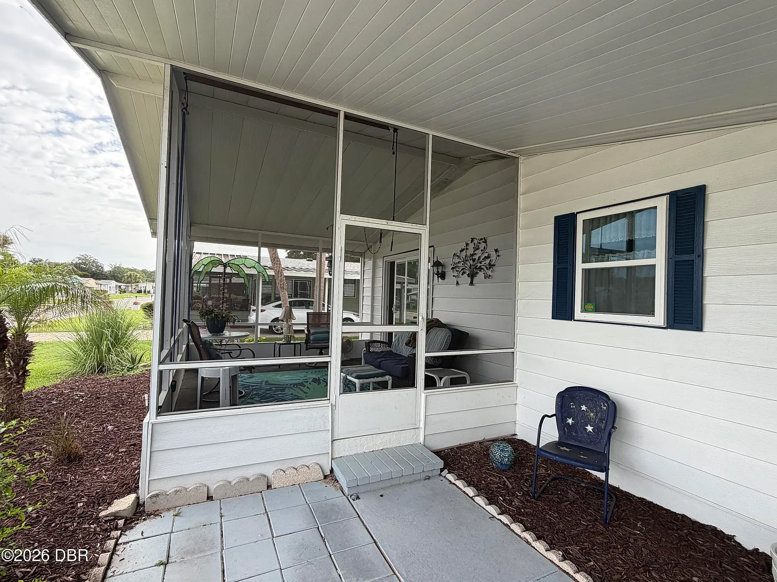 2 bed, 2.0 bath, 1170 sqft, $1,600 — Photo 2