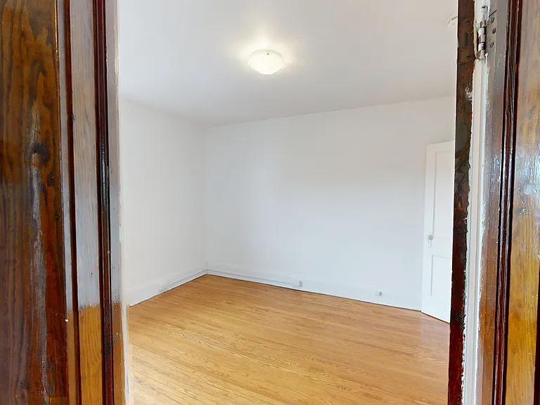 275 Oakwood Ave — Photo 16