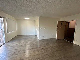 4th image of 915 N Wilton Pl
