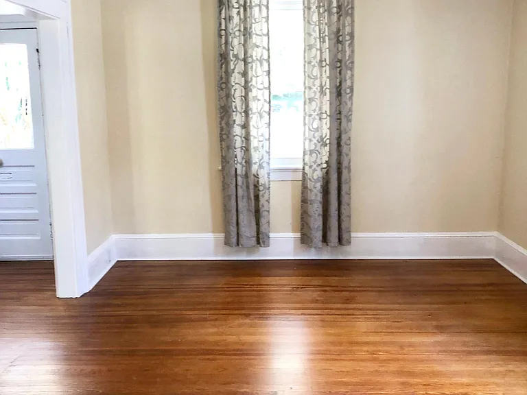 202 N Randolph St — Photo 6