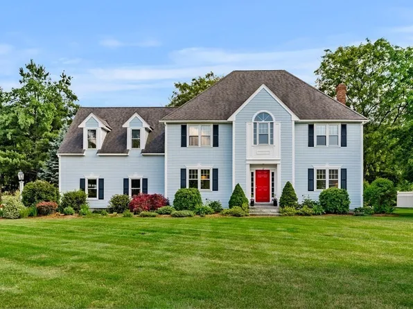 12 Jamie Ln, Hopkinton, MA 01748