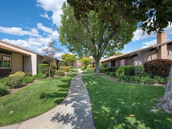 3rd image of 1750 W Santa Ana Ave #102