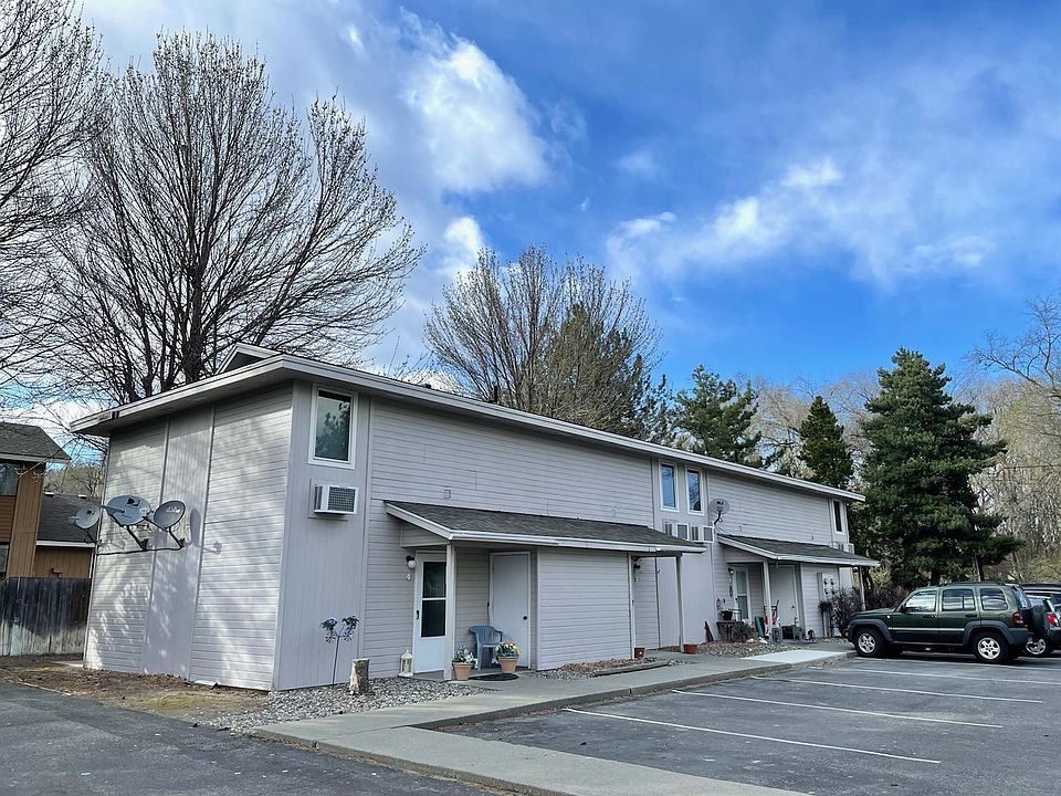 1st image of 3-706 Emery Dr #3