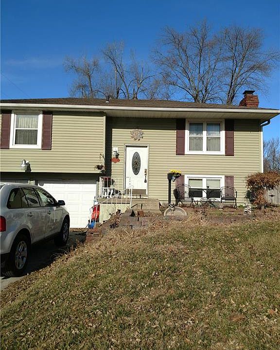 1st image of 4600 E 139th St