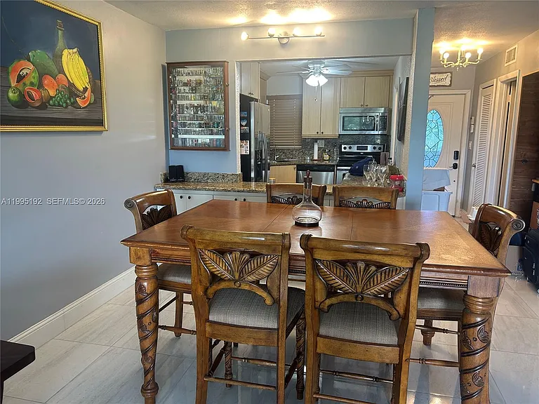 8900 Washington Blvd #405A — Photo 5