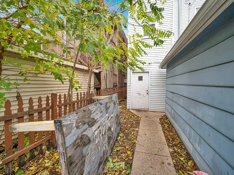 6447 N Glenwood Ave — Photo 5