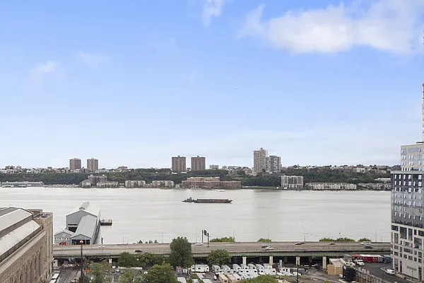 Sold by Nest Seekers International | media 49