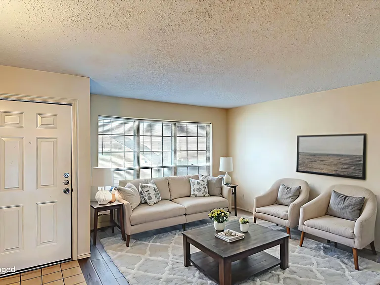 5058 Galahad Dr — Photo 15