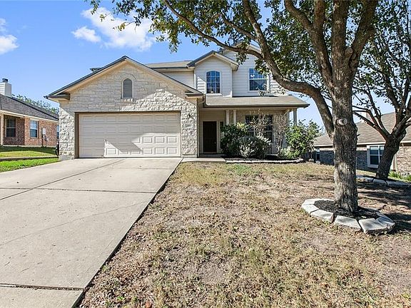 5th image of 117 Ashwood S