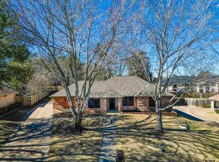 3839 Lazy Creek Dr, Tyler, TX 75707