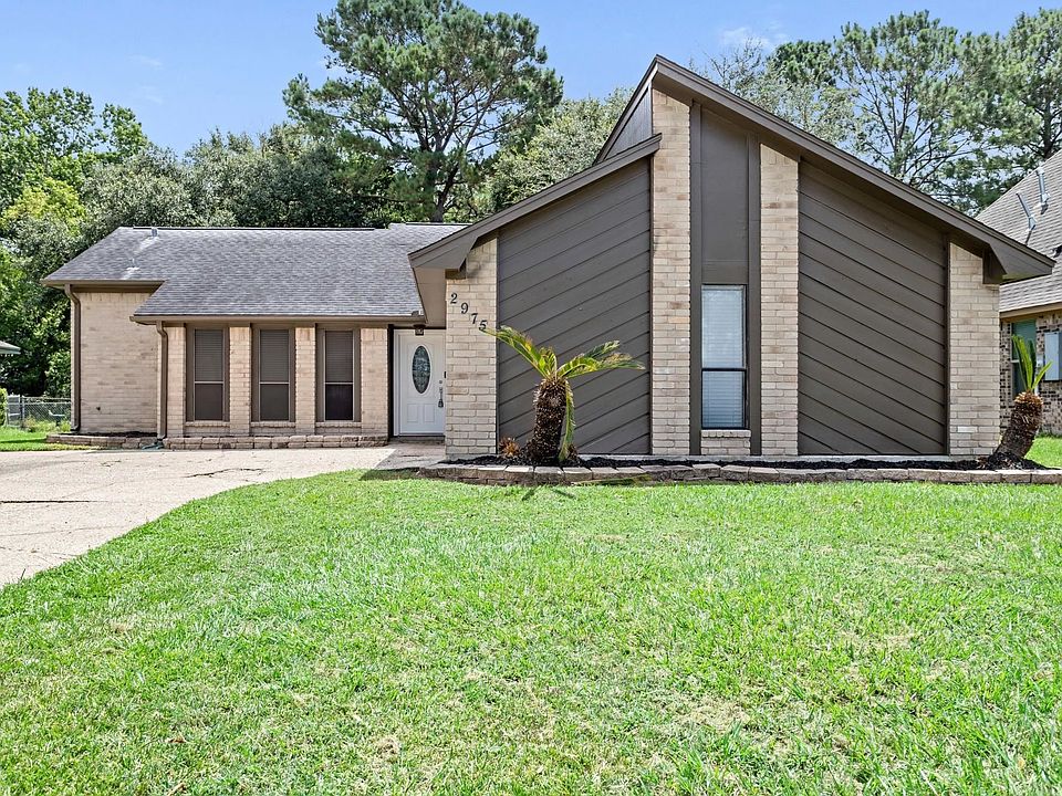 1st image of 2975 Bonney Briar Pl