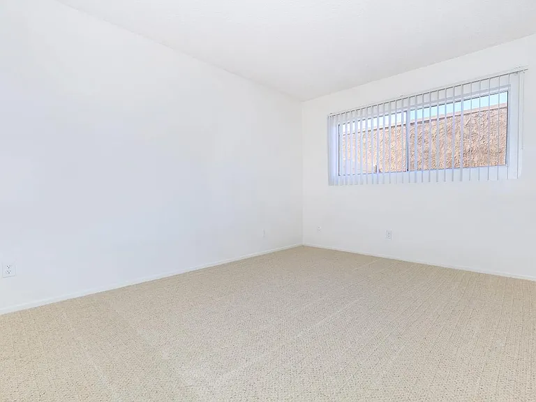La Ramada Apartment Homes — Photo 19