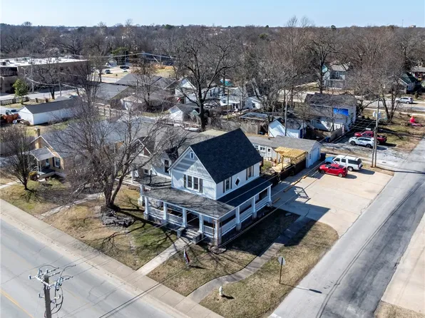 400 S Mount Olive St, Siloam Springs, AR 72761