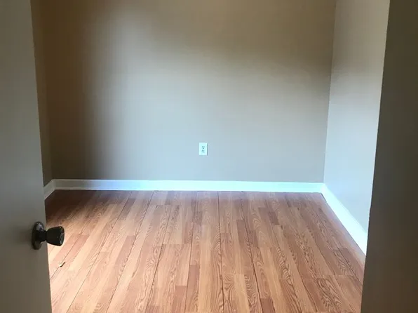 3706 E North St, Greenville, SC