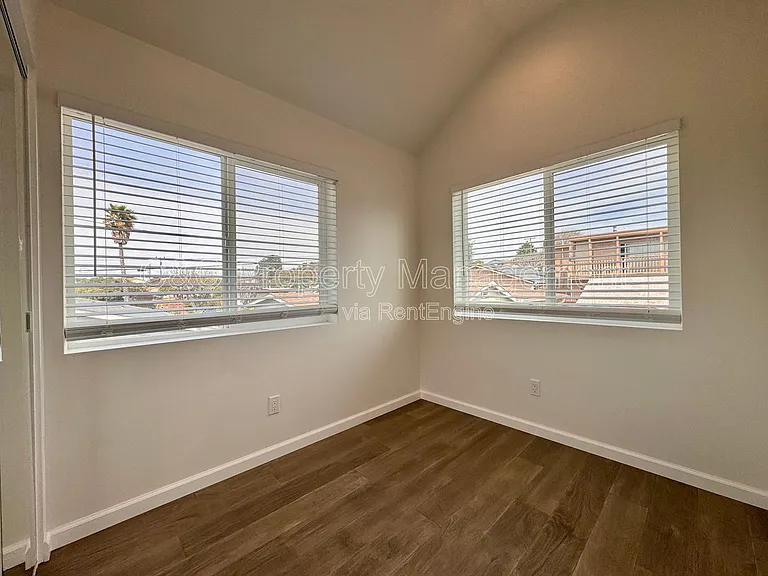 1268 Prospect St #B — Photo 6
