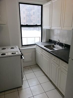 1st image of 4516 Skillman Ave