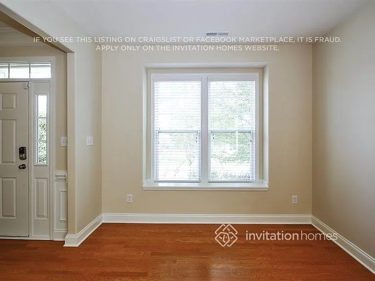 10006 Granite Trail Ln — Photo 2