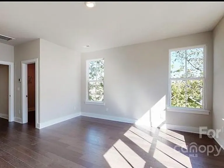 11807 Fiddlers Roof Ln — Photo 13