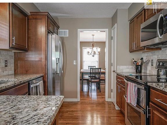 5th image of 10605 Bridlespur Dr