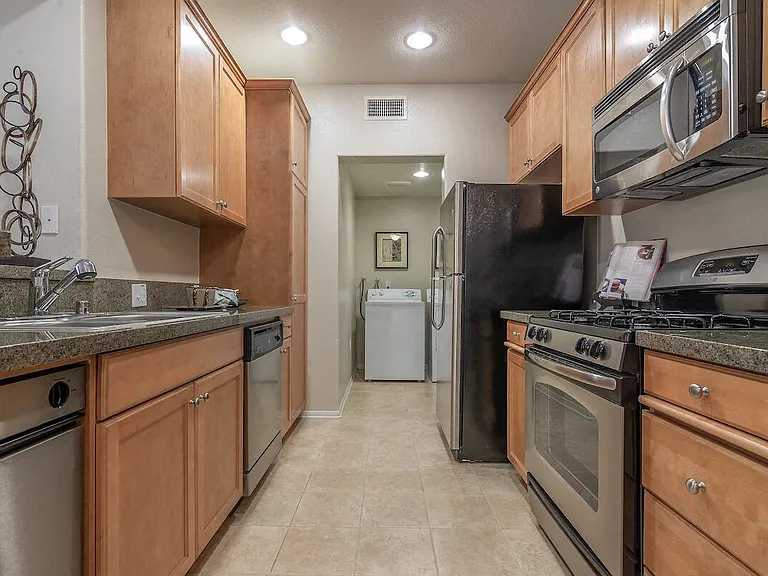 Sonoma at Porter Ranch — Photo 11