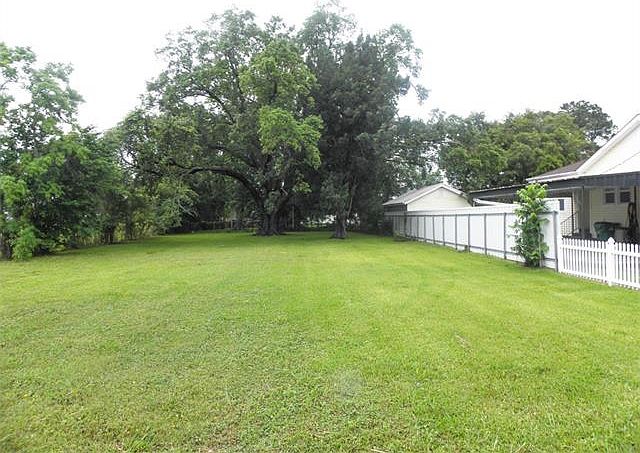 2nd image of 6501 8th St