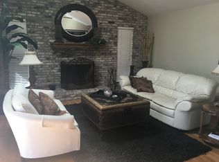 1029 W Mesa Verde Dr, Hobbs, NM 88240