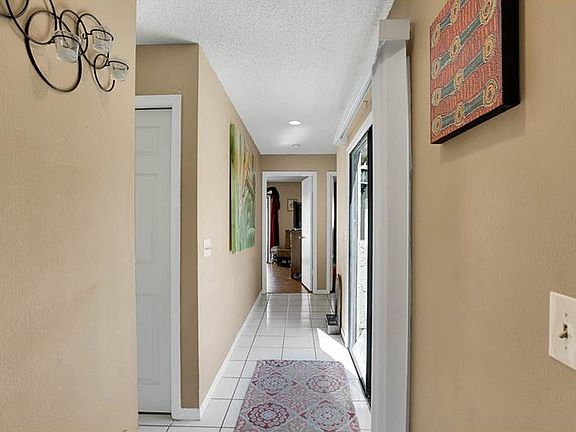 5th image of 6262 142nd Ave N Unit 1202