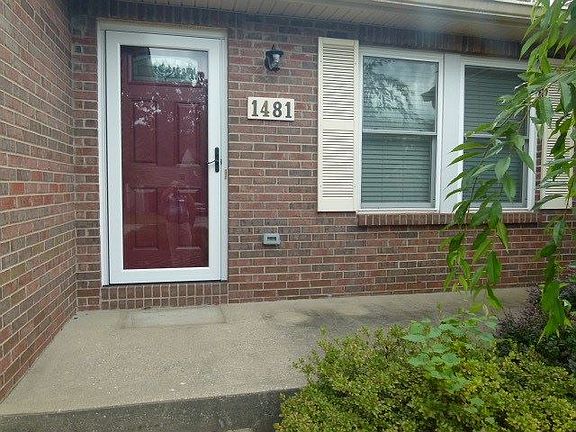 3rd image of 1481 Clermont Ct