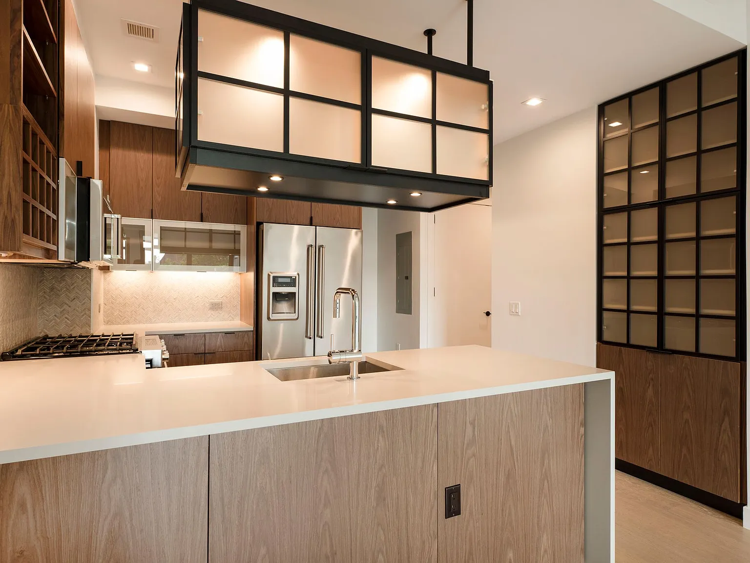 800 Union Street — Photo 1