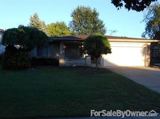 39366 Chantilly Dr, Sterling Heights, MI 48313