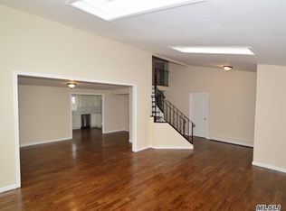 8 Cub Rd, South Setauket, NY 11720