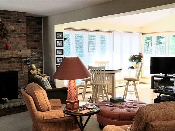 5th image of 3470 Dorothy Ln