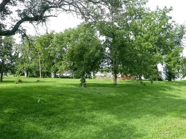 W 3rd St, Burlington Junction, MO 64428