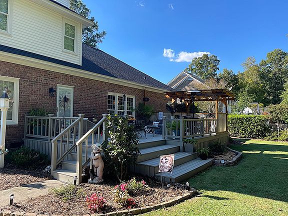 5th image of 321 Mary Beth Dr