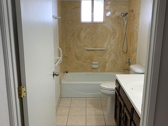 5th image of 1451 E GARNET Avenue