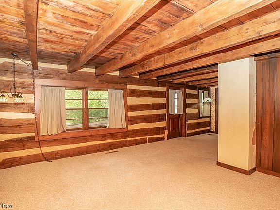 3rd image of 2909 Sanitarium Rd