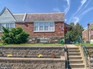 1720 Strahle St, Philadelphia, PA 19152