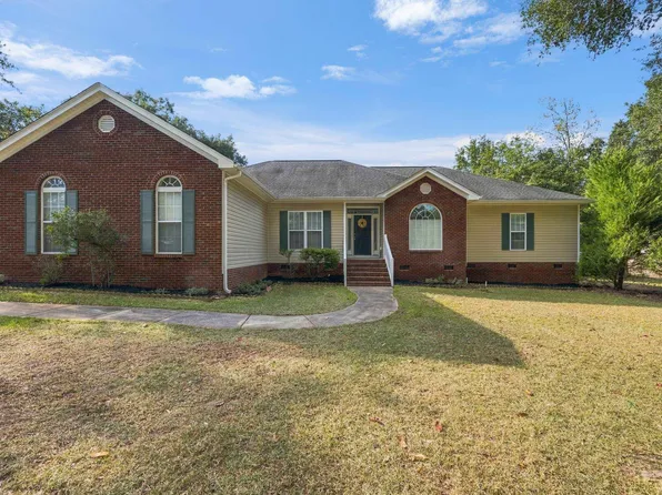 3808 Leesburg Rd, Hopkins, SC 29061