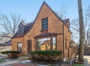 6927 N Tonty Ave, Chicago, IL