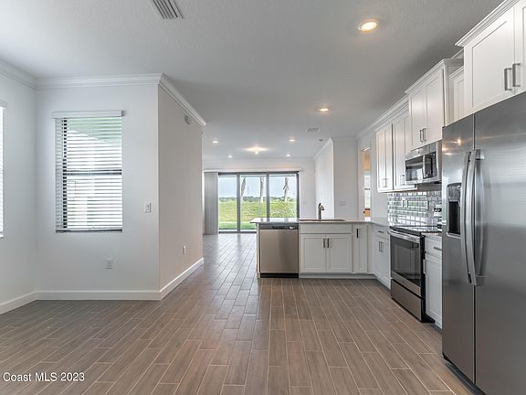 3rd image of 1714 Velky Ln #1714