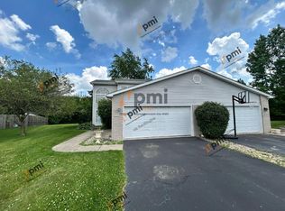 4842 W 93rd Ter, Crown Point, IN 46307