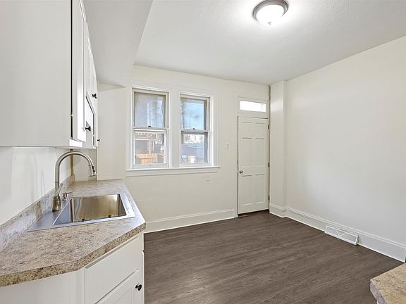 4th image of 2312 Orange St