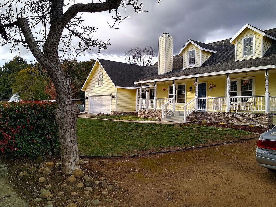 2nd image of 880 S La Luna Ave