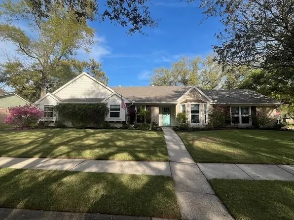 6130 Shetland Dr, New Orleans, LA 70131
