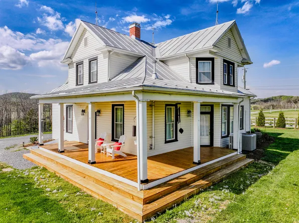 374 Finley Rd, Raphine, VA 24472